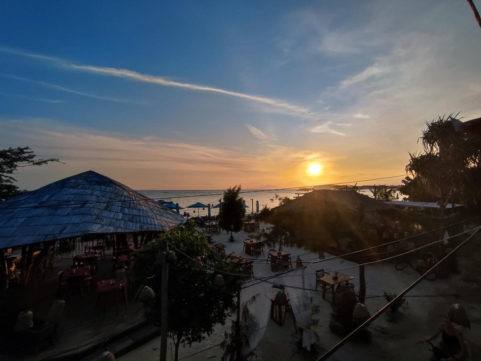 Living Asia Sunset Resort Gili Air Exterior photo