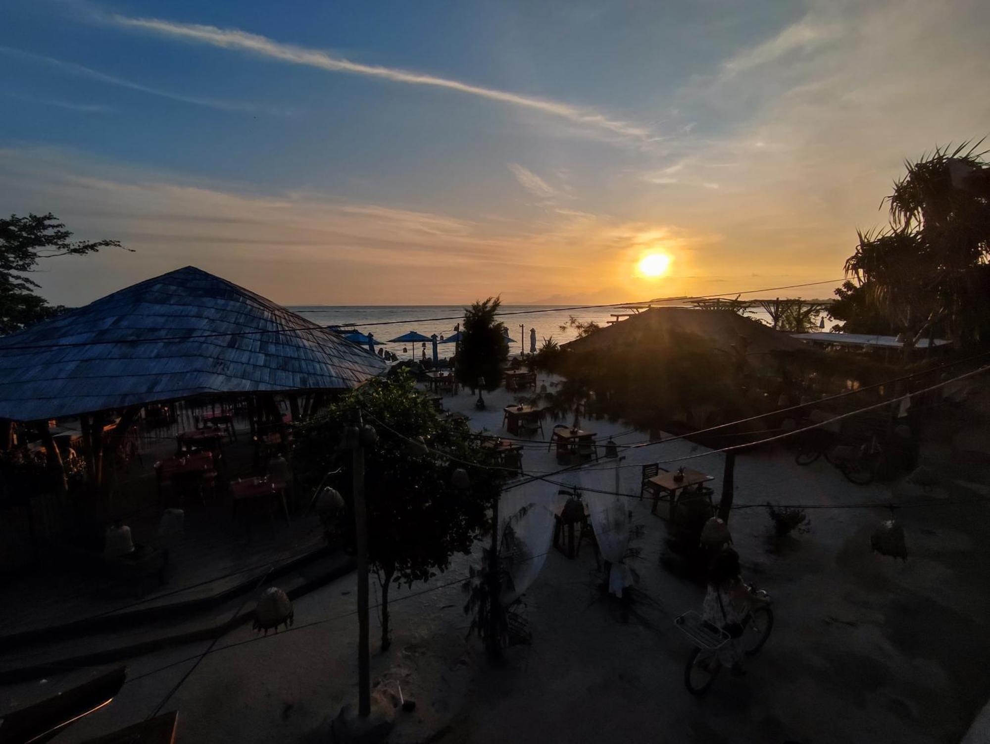 Living Asia Sunset Resort Gili Air Exterior photo